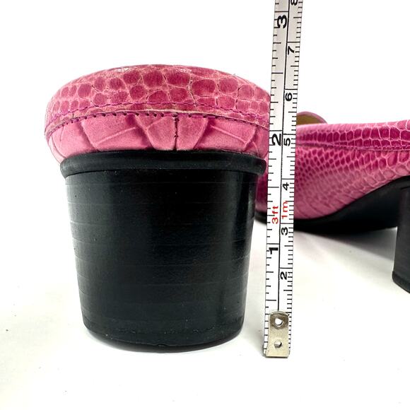 Stuart Weitzman Size 9 Clog Pink Open Back Loafer 1.5" Heel Rhinestone Business - Picture 10 of 11